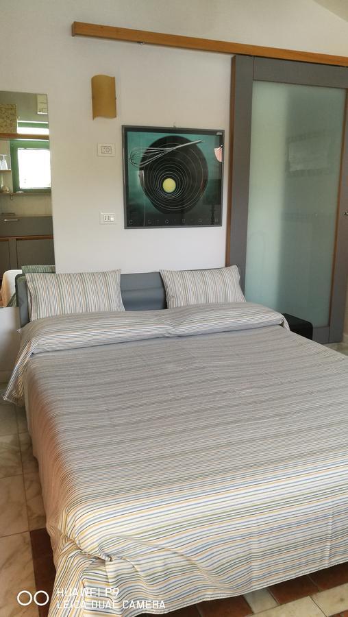 מרינה די קררה Giusy Bed And Breakfast מראה חיצוני תמונה